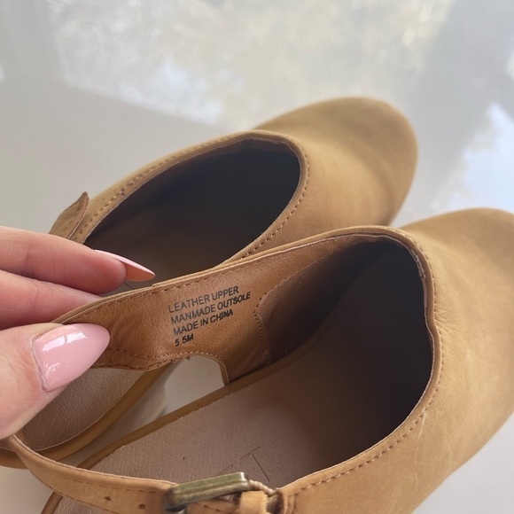 Ann Taylor Loft Slingback Leather Clog - 5.5 - Picture 6 of 8